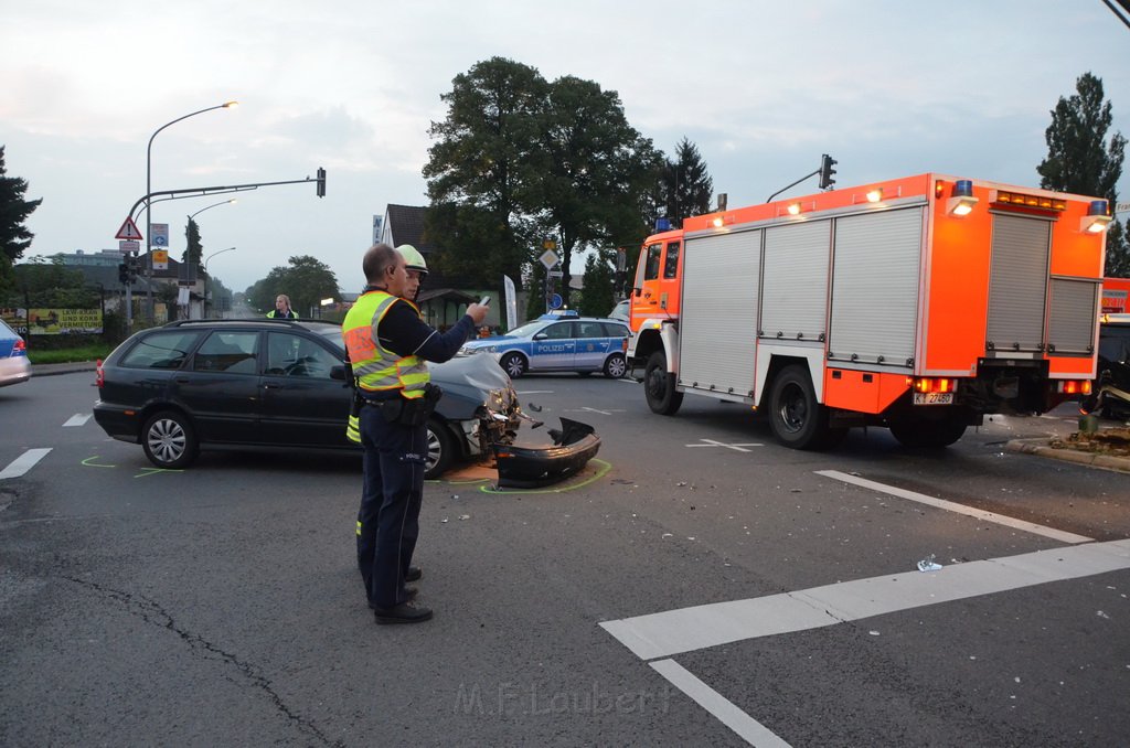 Schwerer VU Koeln Porz Gremberghoven Steinstr Frankfurterstr P079.JPG - Miklos Laubert